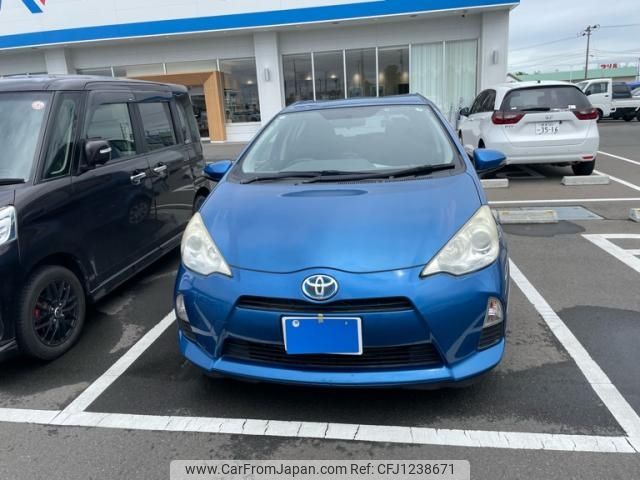 toyota aqua 2013 -TOYOTA--AQUA DAA-NHP10--NHP10-6234125---TOYOTA--AQUA DAA-NHP10--NHP10-6234125- image 2