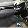 toyota c-hr 2019 quick_quick_6AA-ZYX11_ZYX11-204111 image 3