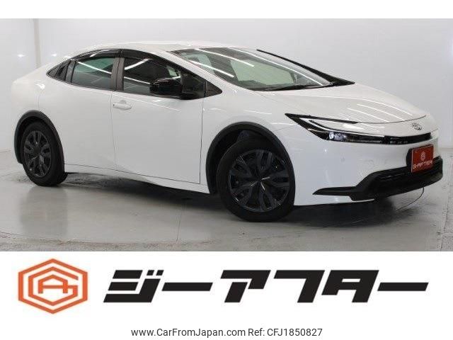 toyota prius 2023 CFJ1850827 image 1