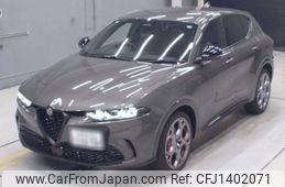 alfa-romeo alfa-romeo-others 2023 -ALFA ROMEO 【岐阜 303ﾈ1696】--Alfa Romeo Tonale 3AA-AV115--ZARNASDA1N3034221---ALFA ROMEO 【岐阜 303ﾈ1696】--Alfa Romeo Tonale 3AA-AV115--ZARNASDA1N3034221-