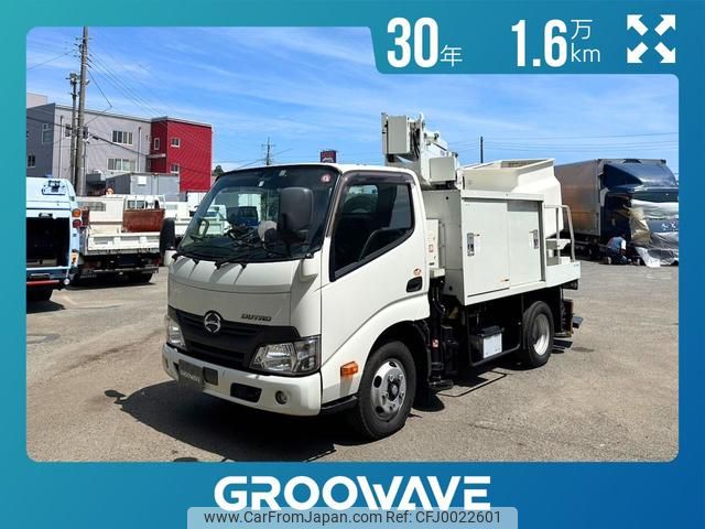 hino dutro 2018 GOO_NET_EXCHANGE_0541786A30240719W002 image 1