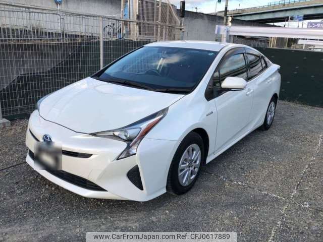 toyota prius 2017 -TOYOTA--Prius DAA-ZVW50--ZVW50-8049904---TOYOTA--Prius DAA-ZVW50--ZVW50-8049904- image 1