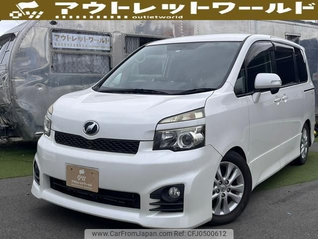 toyota voxy 2011 quick_quick_ZRR70W_ZRR70-0449031 image 1