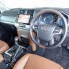 toyota land-cruiser-prado 2021 24632110 image 10