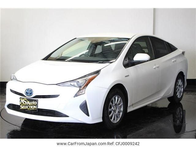 toyota prius 2017 -TOYOTA--Prius ZVW55--8048527---TOYOTA--Prius ZVW55--8048527- image 1