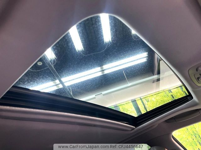 toyota crown 2012 CFJ4456647 image 2