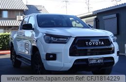 toyota hilux 2023 CFJ1814229