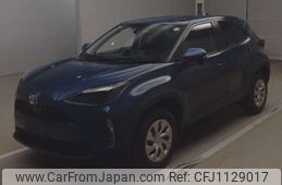 toyota yaris-cross 2022 -TOYOTA--Yaris Cross 6AA-MXPJ10--MXPJ10-3032820---TOYOTA--Yaris Cross 6AA-MXPJ10--MXPJ10-3032820-