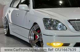 toyota celsior 2004 CFJ1667639