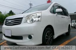 toyota noah 2012 -TOYOTA--Noah DBA-ZRR70G--ZRR70-0495904---TOYOTA--Noah DBA-ZRR70G--ZRR70-0495904-