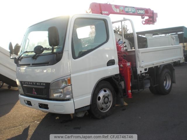 mitsubishi-fuso canter 2004 GOO_NET_EXCHANGE_0403152A30250211W001 image 1