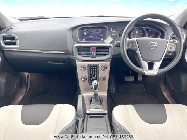volvo v40 2018 -VOLVO--Volvo V40 CBA-MB420XC--YV1MZ402CK2172430---VOLVO--Volvo V40 CBA-MB420XC--YV1MZ402CK2172430- image 2