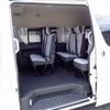 toyota hiace-commuter 2024 24121812 image 31