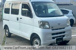 daihatsu hijet-van 2012 CFJ1682151