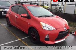 toyota aqua 2013 -TOYOTA--AQUA NHP10-6142113---TOYOTA--AQUA NHP10-6142113-