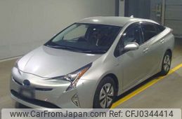 toyota prius 2016 -TOYOTA--Prius DAA-ZVW55--ZVW55-8009101---TOYOTA--Prius DAA-ZVW55--ZVW55-8009101-