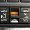 toyota voxy 2016 quick_quick_ZWR80W_ZWR80-0203282 image 6