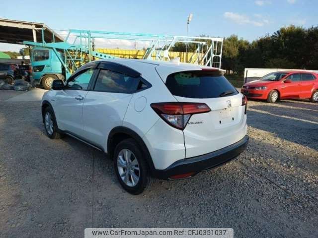 honda vezel 2015 -HONDA--VEZEL DAA-RU3--RU3-1104094---HONDA--VEZEL DAA-RU3--RU3-1104094- image 2