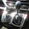 toyota voxy 2015 quick_quick_ZRR80W_ZRR80-0094569 image 6