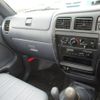 toyota hilux 2004 CFJ7815933 image 16