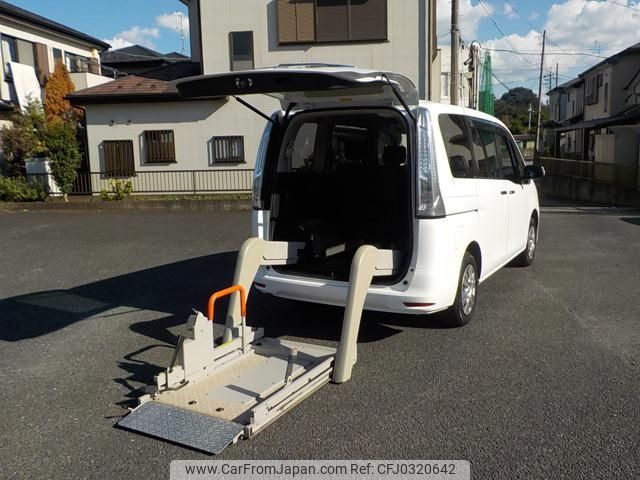 nissan serena 2014 -NISSAN--Serena NC26--022213---NISSAN--Serena NC26--022213- image 1