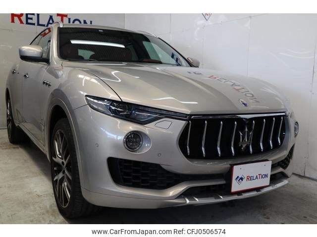 maserati levante 2017 quick_quick_ABA-MLE30E_ZN6YU61J00X258812 image 1