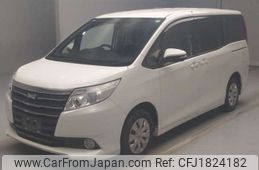toyota noah 2015 CFJ1824182