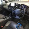 toyota c-hr 2018 quick_quick_DAA-ZYX10_ZYX10-2103846 image 3