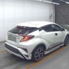 toyota c-hr 2017 quick_quick_DAA-ZYX10_ZYX10-2070409 image 6