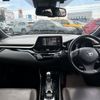 toyota c-hr 2017 quick_quick_DAA-ZYX10_ZYX10-2025546 image 3