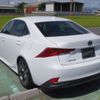lexus is 2018 CFJ1580753 image 8