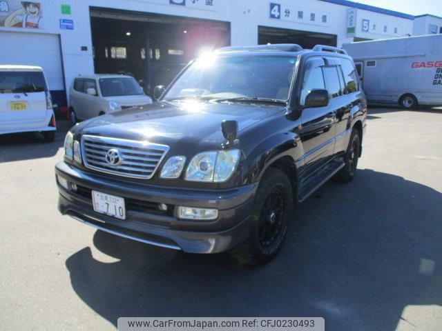 toyota land-cruiser-wagon 2004 -TOYOTA 【名変中 】--Land Cruiser Wagon UZJ100W--0151368---TOYOTA 【名変中 】--Land Cruiser Wagon UZJ100W--0151368- image 1