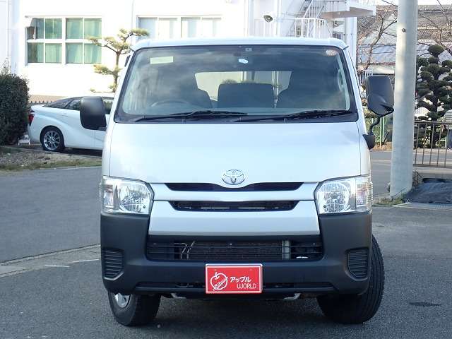 toyota hiace-van 2014 Q19012203 image 2