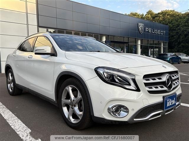mercedes-benz gla-class 2017 CFJ1680007 image 2