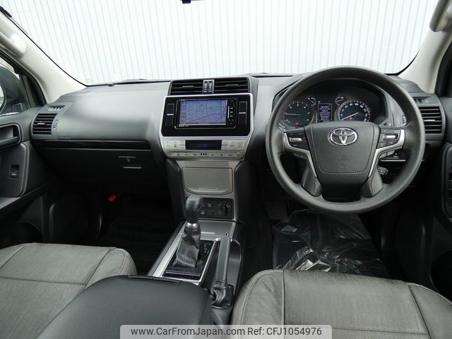 toyota land-cruiser-prado 2018 -TOYOTA--Land Cruiser Prado GDJ150W--GDJ150-0030247---TOYOTA--Land Cruiser Prado GDJ150W--GDJ150-0030247- image 2