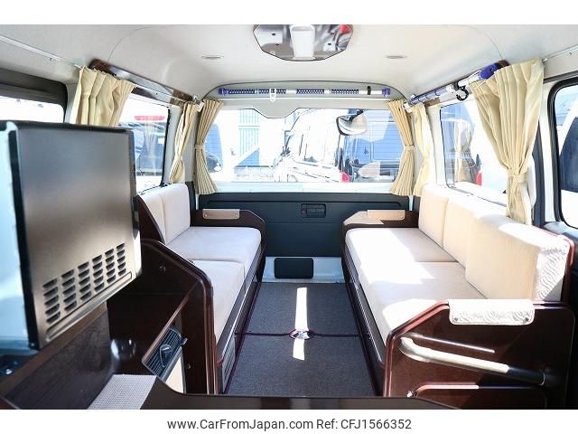 toyota hiace-wagon 2017 CFJ1566352 image 1