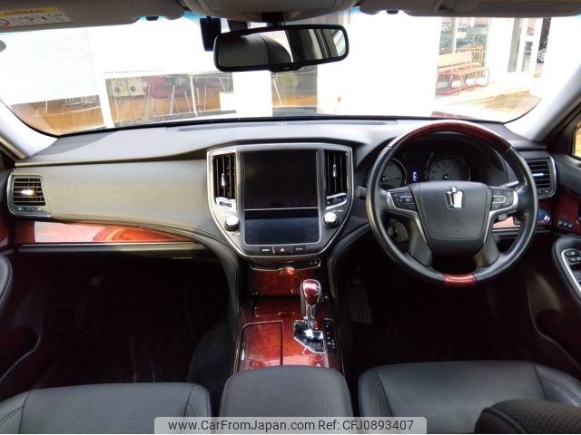 toyota crown-majesta 2015 -TOYOTA--Crown Majesta DAA-AWS215--AWS215-6000570---TOYOTA--Crown Majesta DAA-AWS215--AWS215-6000570- image 2