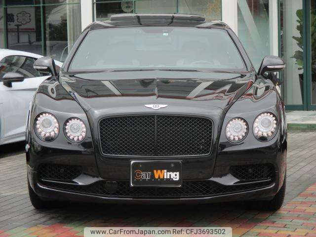 bentley continental-flying-spur 2017 quick_quick_ABA-BEDBD_SCBEW53W8HC062275 image 2