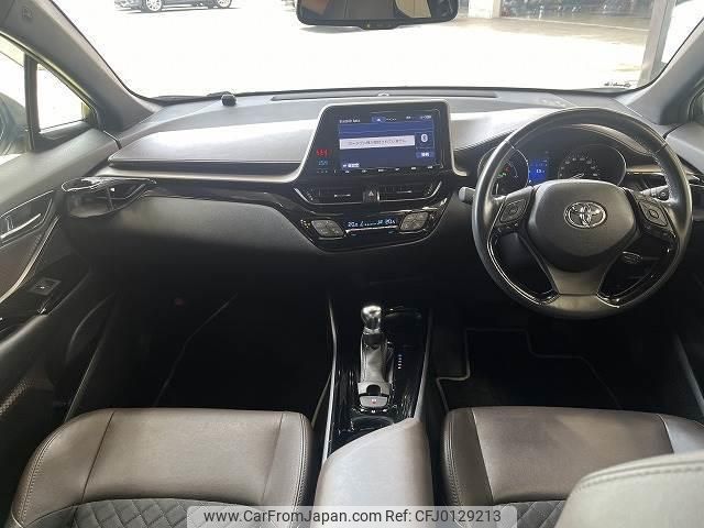 toyota c-hr 2018 quick_quick_DAA-ZYX10_ZYX10-2129374 image 2