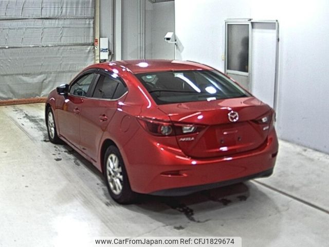 mazda axela 2016 CFJ1829674 image 2