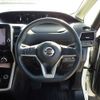 nissan serena 2016 CFJ1776113 image 10
