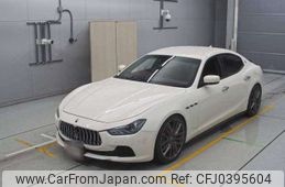 maserati ghibli 2015 -MASERATI--Maserati Ghibli ABA-MG30A--ZAMRS57C001153121---MASERATI--Maserati Ghibli ABA-MG30A--ZAMRS57C001153121-