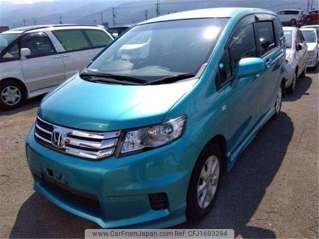honda freed-spike 2010 CFJ1693294 image 1
