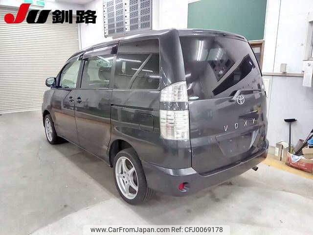 toyota voxy 2005 -TOYOTA--Voxy AZR65G--0113441---TOYOTA--Voxy AZR65G--0113441- image 2