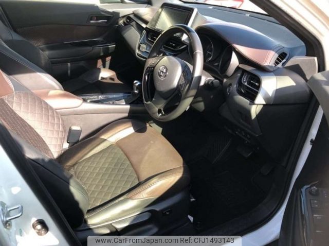 toyota c-hr 2017 CFJ1493143 image 2