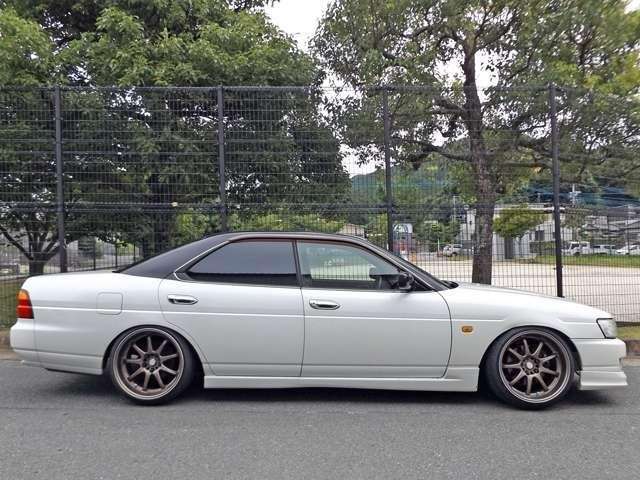 Nissan laurel 1999