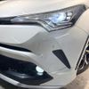 toyota c-hr 2017 quick_quick_ZYX10_ZYX10-2052088 image 13