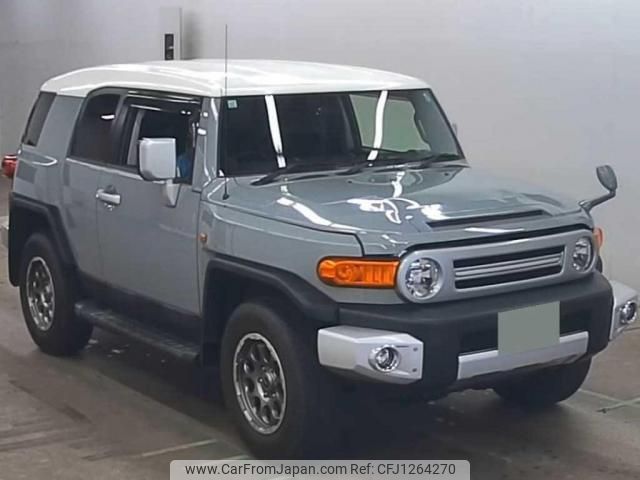 toyota fj-cruiser 2013 quick_quick_CBA-GSJ15W_0124883 image 1