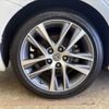 lexus is 2017 CFJ1647346 image 23