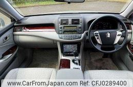 toyota crown 2010 504928-924807